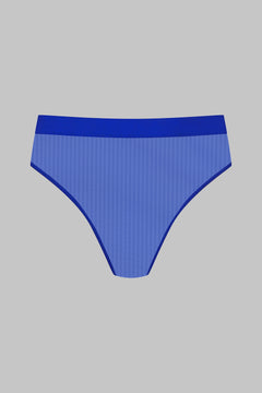 String mit hoher Taille