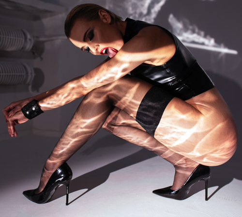 Patent top with stand-up collar