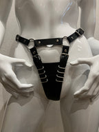 Harness String mit Cut-Outs
