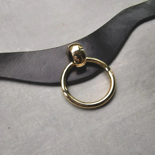 Leather collar ICONIC