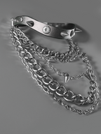 Leather collar with rivets