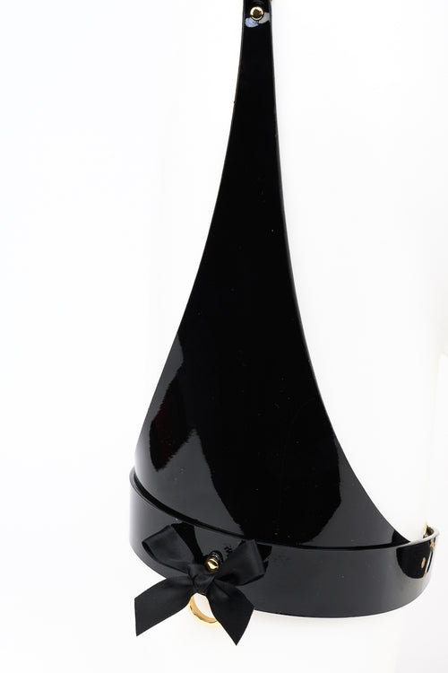 Lackleder Beinharness