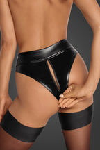 Wetlook slip with zipper