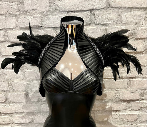 Feder Bolero mit Strass