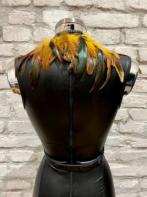 Feder Harness mit Strass