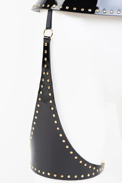 Lackleder Beinharness