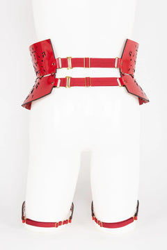 Lackleder Beinharness