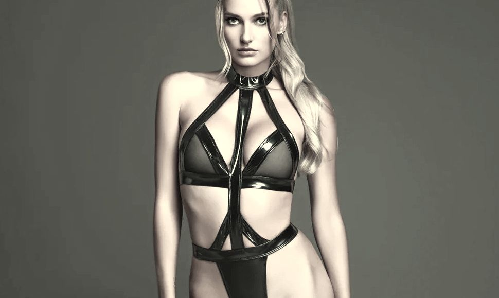 All about Shine – Die Kunst des Lackfetisch