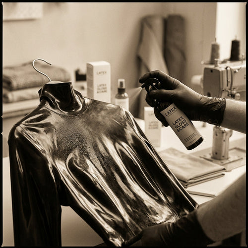 Holy Education | Latex Pflege Guide