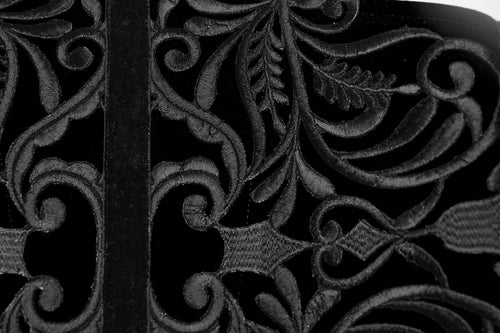 Samt Miedergürtel mit Stickerei