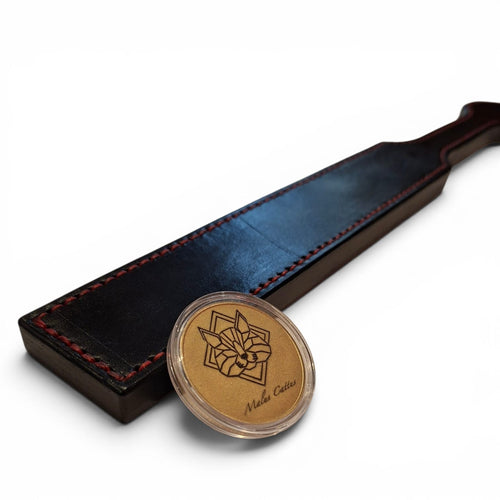 Handgefertigtes Lederpaddle