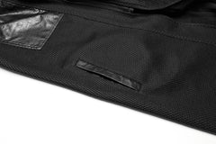 Leicht transparenter Mantel mit Stehkragen