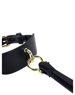 Leather collar with tassel