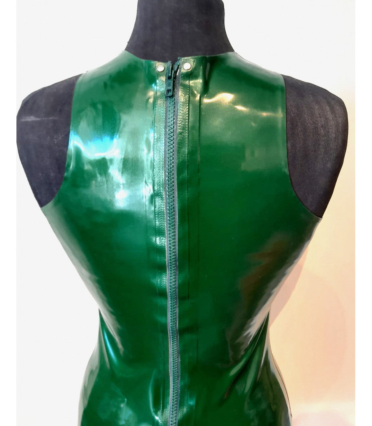 Latex Kleid Cut-out