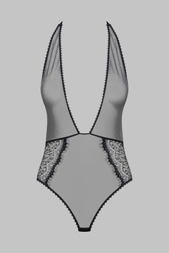 Mesh body with lace