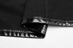 Lackkleid mit Tropfenausschnitt