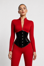 Latex Mieder Korsett an einer Frau