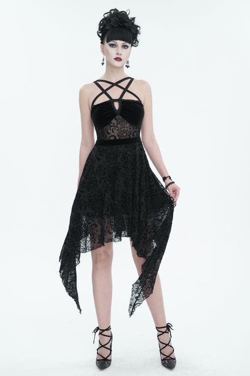 Kleid mit Riemendetails