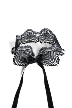 Choker aus Spitze