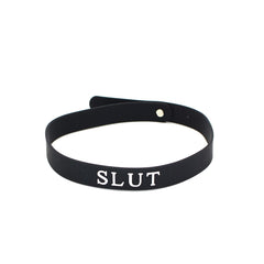 Choker with different words