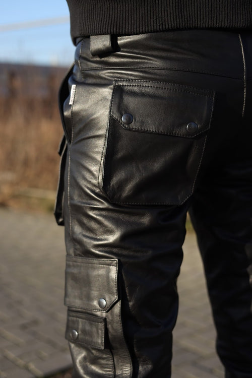 BLACK LEATHER CARGO SHORTS