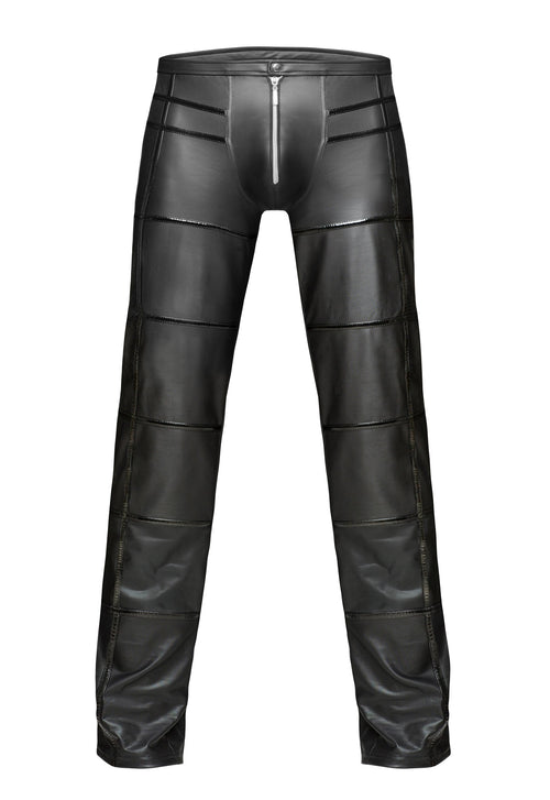 Wetlook pants with zipper