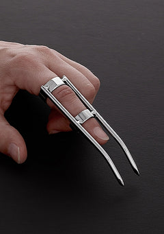 Stainless steel scratch finger